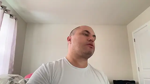 SluggishChase99 online show from February 17, 3:20 pm