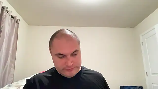 SluggishChase99 online show from April 7, 1:29 am