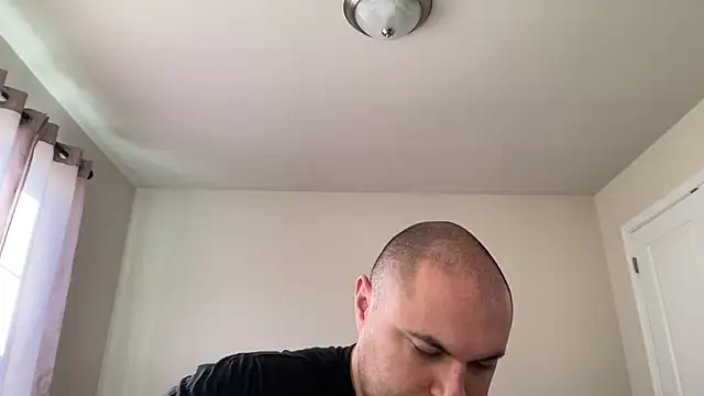 SluggishChase99 online show from December 22, 5:46 pm