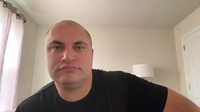 Snapshot of SluggishChase99 chatting on October 30, 2:58 pm SluggishChase99 online show from October 30, 2:58 pm