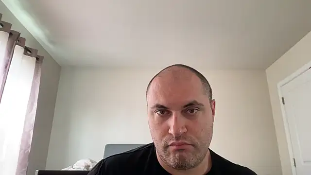 SluggishChase99 online show from May 13, 1:51 pm