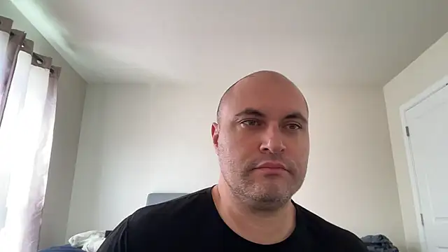 SluggishChase99 online show from May 7, 1:03 pm