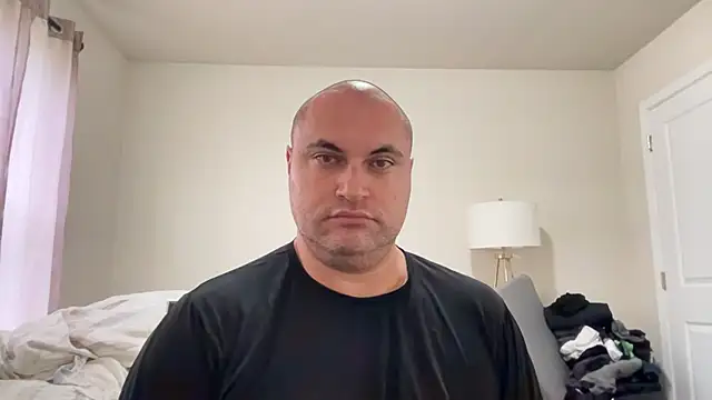 Snapshot of SluggishChase99 chatting on November 9, 6:01 pm SluggishChase99 online show from November 9, 6:01 pm