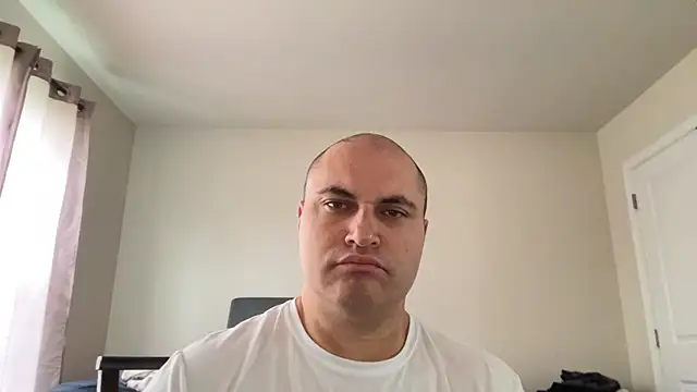 SluggishChase99 online show from May 8, 2:32 pm