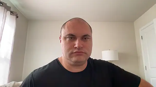 Snapshot of SluggishChase99 chatting on October 24, 3:33 pm SluggishChase99 online show from October 24, 3:33 pm