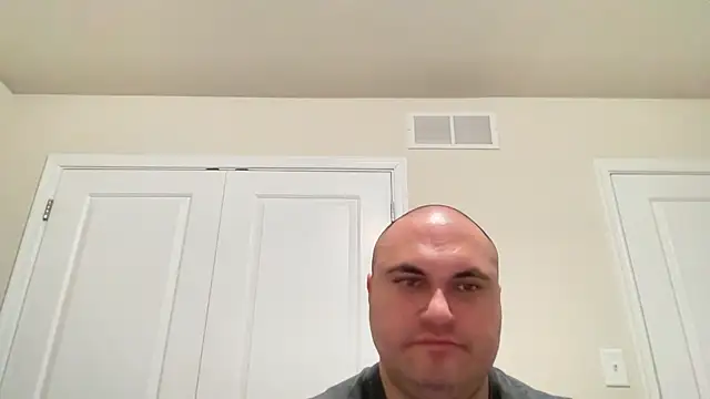 SluggishChase99 online show from January 16, 5:42 am