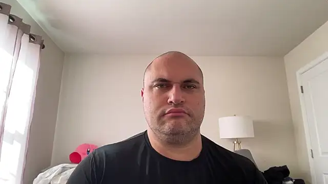 Snapshot of SluggishChase99 chatting on October 28, 3:44 pm SluggishChase99 online show from October 28, 3:44 pm