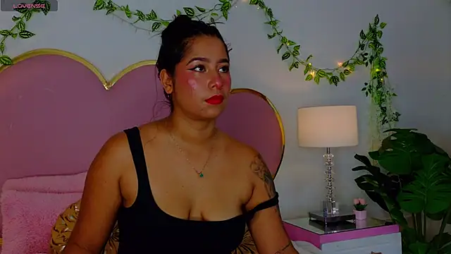 EmmaCrush online show from November 13, 9:40 pm