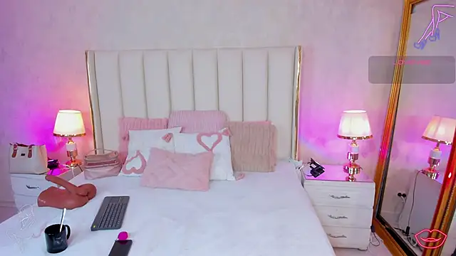 EmmaCrush online show from April 7, 12:40 pm