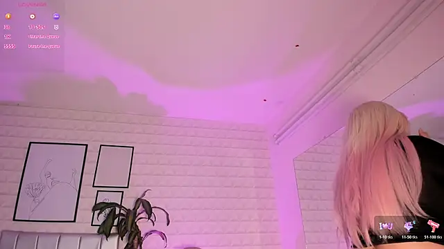 bella-green online show from November 24, 7:03 pm