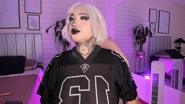 bella-green online show from November 20, 7:14 pm