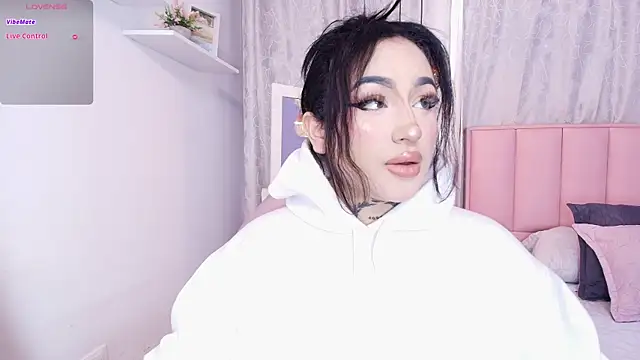 bella-green online show from March 18, 7:12 pm