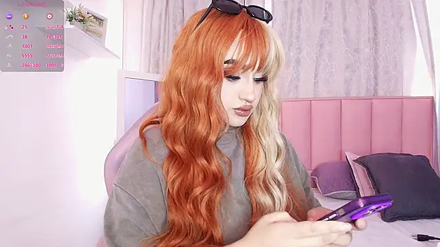 bella-green online show from February 6, 7:07 pm