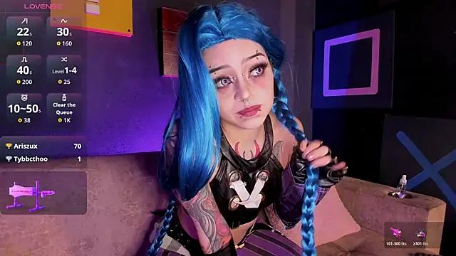 Snapshot of Elettra_Rou chatting on November 19, 12:54 am Elettra Rou online show from November 19, 12:54 am