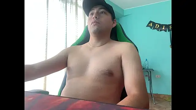 Snapshot of Allen_ibe chatting on December 22, 4:48 pm Allen ibe online show from December 22, 4:48 pm