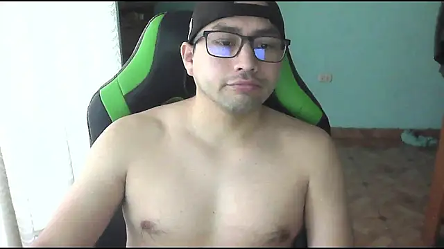 Snapshot of Allen_ibe chatting on November 24, 7:25 pm Allen ibe online show from November 24, 7:25 pm