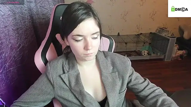 Snapshot of Crazy_forest_fairy chatting on November 26, 11:16 pm Crazy forest fairy online show from November 26, 11:16 pm