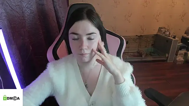 Crazy forest fairy online show from April 13, 7:29 pm