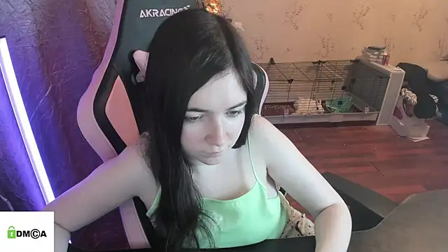 Crazy forest fairy online show from June 1, 11:04 pm
