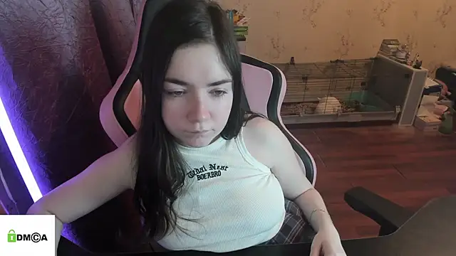 Crazy forest fairy online show from April 6, 11:50 pm