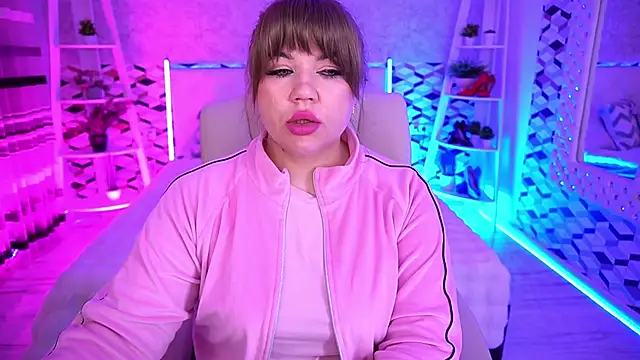 GabbieJay online show from May 13, 12:56 pm