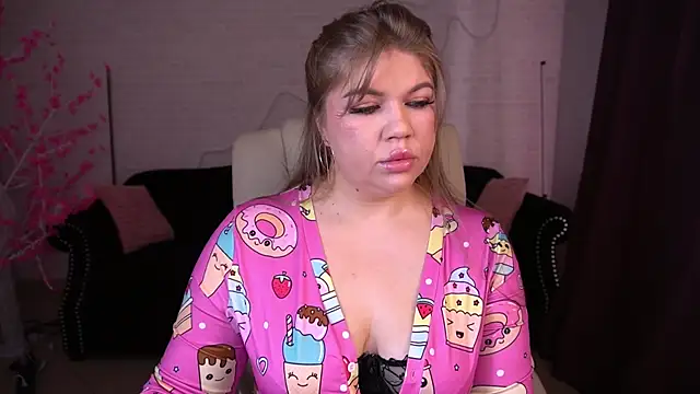 GabbieJay online show from March 5, 1:30 pm