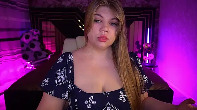 Snapshot of GabbieJay chatting on July 14, 12:22 pm GabbieJay online show from July 14, 12:22 pm
