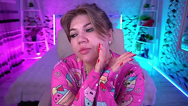 GabbieJay online show from May 15, 1:20 pm
