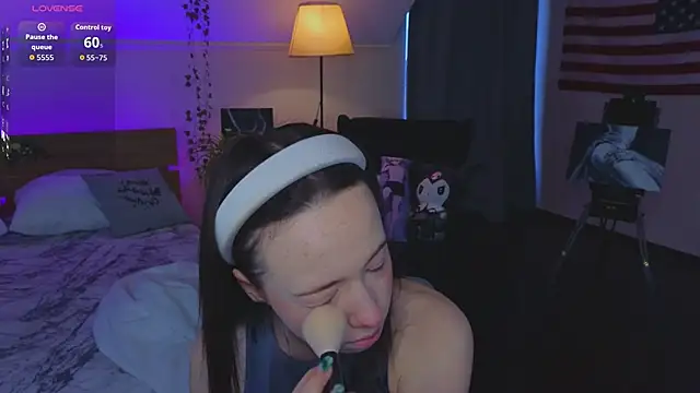 Hayle Hill online show from March 30, 12:34 am