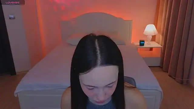 Snapshot of Hayle_Hill chatting on November 18, 1:54 am Hayle Hill online show from November 18, 1:54 am