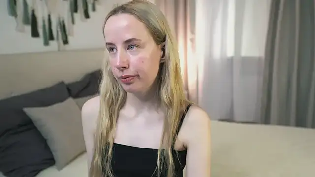 Cassie Kelman online show from May 28, 9:32 pm
