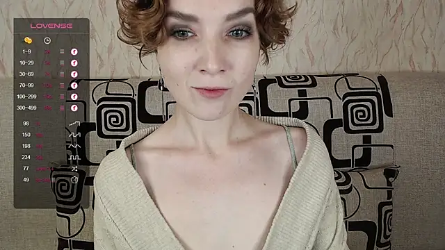 Snapshot of TinaWince chatting on September 25, 5:35 am TinaWince online show from September 25, 5:35 am