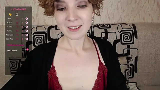 Snapshot of TinaWince chatting on September 21, 4:50 am TinaWince online show from September 21, 4:50 am