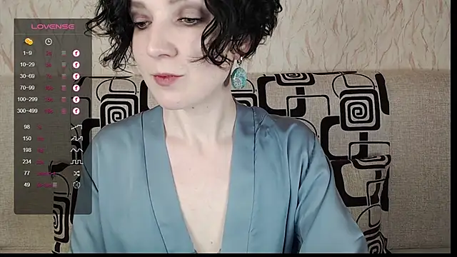 Snapshot of TinaWince chatting on March 22, 6:11 am TinaWince online show from March 22, 6:11 am