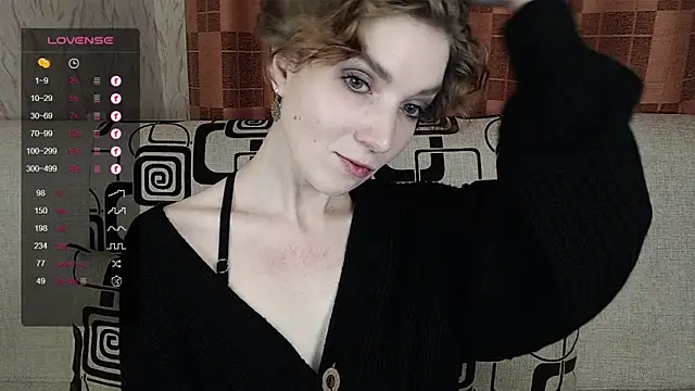 TinaWince online show from December 21, 4:58 am