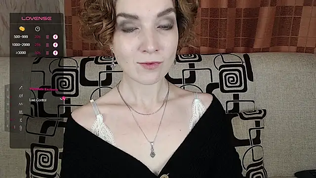 TinaWince online show from November 28, 4:56 am