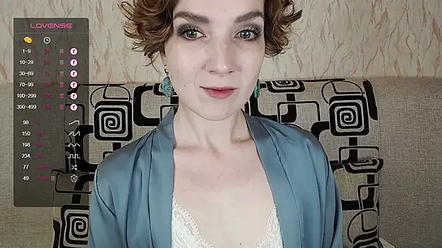 Snapshot of TinaWince chatting on October 16, 4:54 am TinaWince online show from October 16, 4:54 am