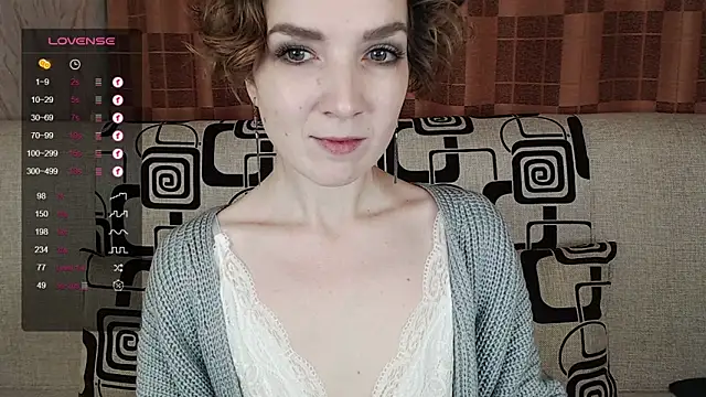 TinaWince online show from November 8, 4:49 am