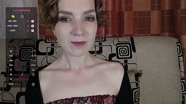 Snapshot of TinaWince chatting on June 12, 4:54 am TinaWince online show from June 12, 4:54 am