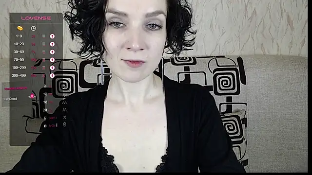 Snapshot of TinaWince chatting on February 6, 5:46 am TinaWince online show from February 6, 5:46 am