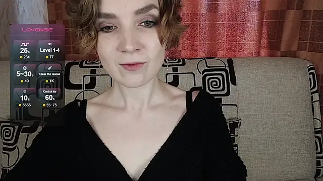 TinaWince online show from April 12, 5:00 am