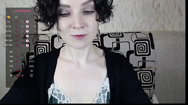 Snapshot of TinaWince chatting on March 8, 5:49 am TinaWince online show from March 8, 5:49 am