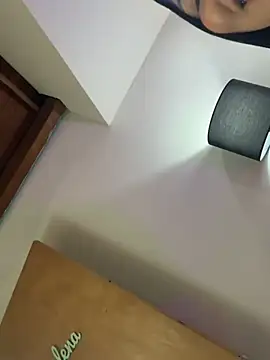  alaiasmile  online show from March 13, 6:35 pm