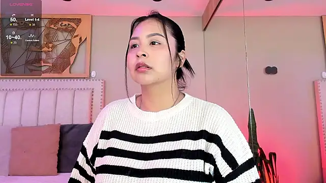  alaiasmile  online show from March 4, 7:32 pm