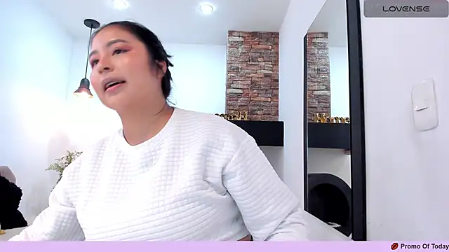  alaiasmile  online show from March 15, 7:38 pm
