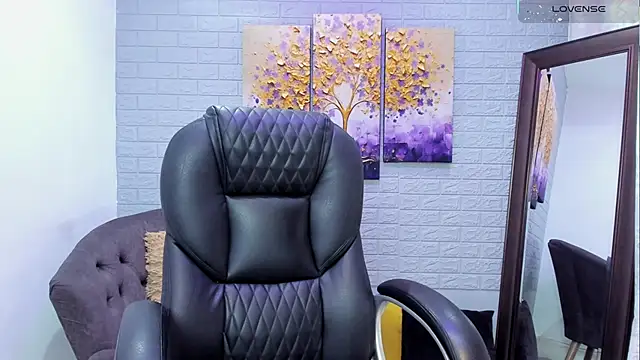  alaiasmile  online show from September 18, 4:21 pm