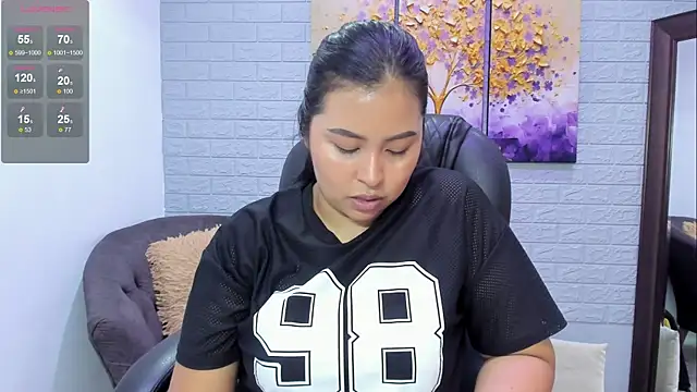  alaiasmile  online show from September 16, 7:04 pm