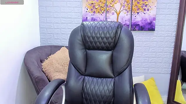  alaiasmile  online show from September 27, 7:20 pm