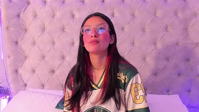 dafne bss online show from March 21, 8:15 am