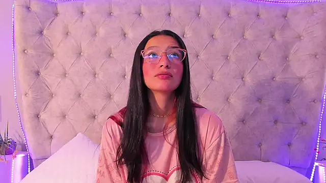 dafne bss online show from April 11, 5:04 am